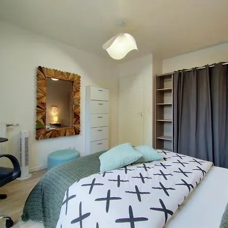 Lejlighed Chic And Spacious Apart With Terrace And Parking *