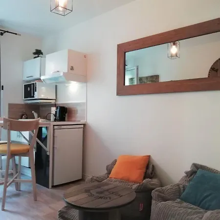 Chic And Spacious Apart With Terrace And Parking *