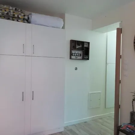 Chic And Spacious Apart With Terrace And Parking Saint-Denis (Seine-Saint-Denis)