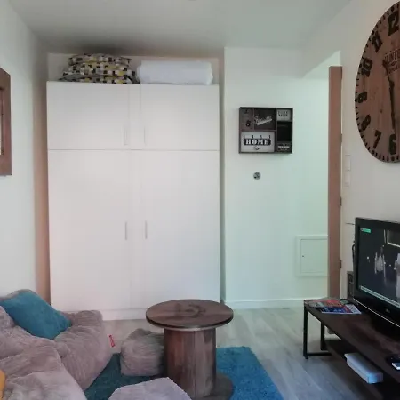 Lejlighed Chic And Spacious Apart With Terrace And Parking *