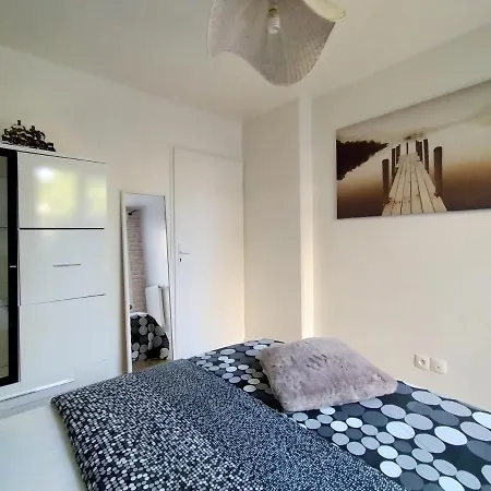 Lejlighed Chic And Spacious Apart With Terrace And Parking Saint-Denis (Seine-Saint-Denis)